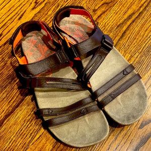 New Merrell Women’s Brown Leather Sandspur Court Performance Sandal Sz 10 EU 41